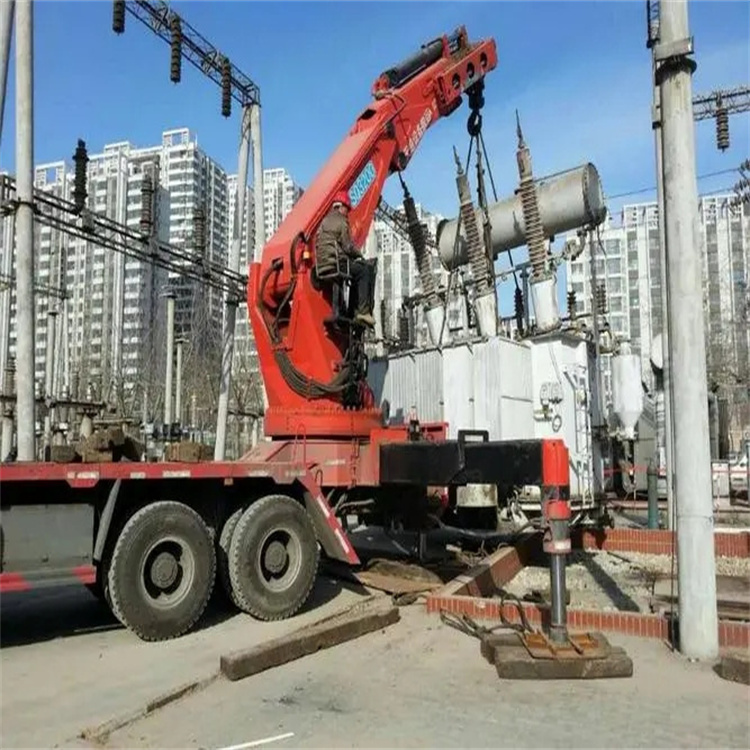 新泰就近吊车出租|工地厂房吊装设备租赁|24小时高效响应