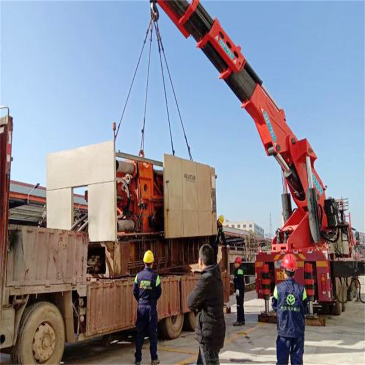 新泰附近随车吊出租，便捷服务与实用联系方式