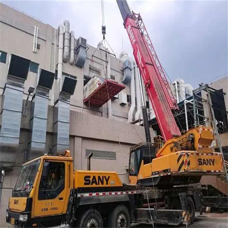 新泰租赁大型汽车吊，助力工程项目高效进行