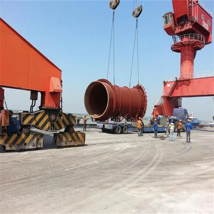 新泰230吨折臂吊车出租电话